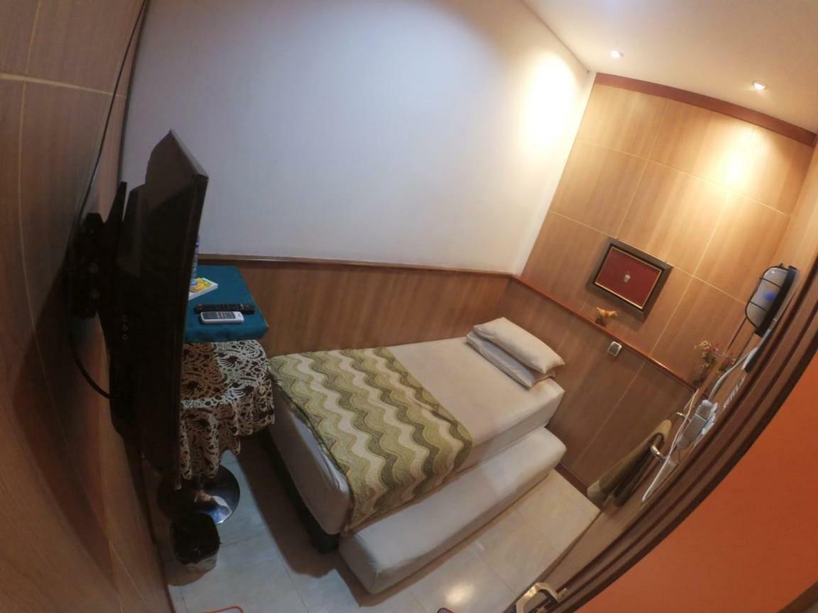 The Cabin Hotel Gandekan Yogyakarta Esterno foto